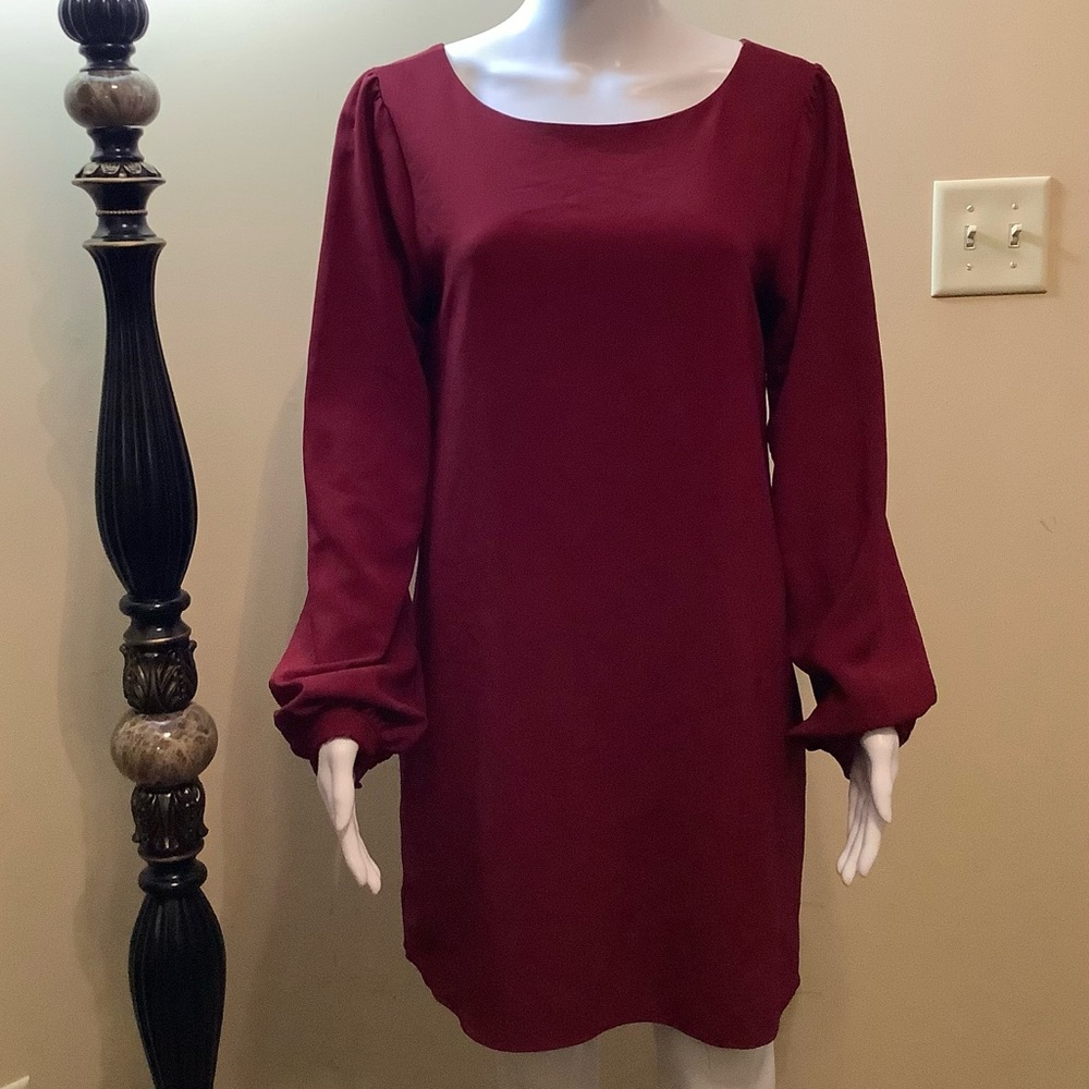 WOMEN SHEAT DRESS SIZE M